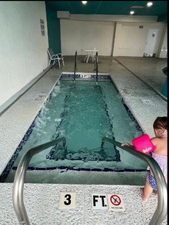 Hot Tub (Jacuzzi) - Photo 5