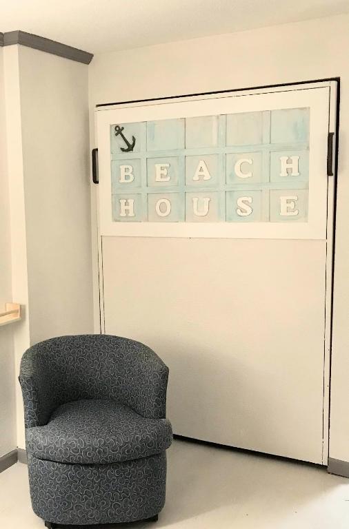 Flip Flop at Compass Cove - Image 5