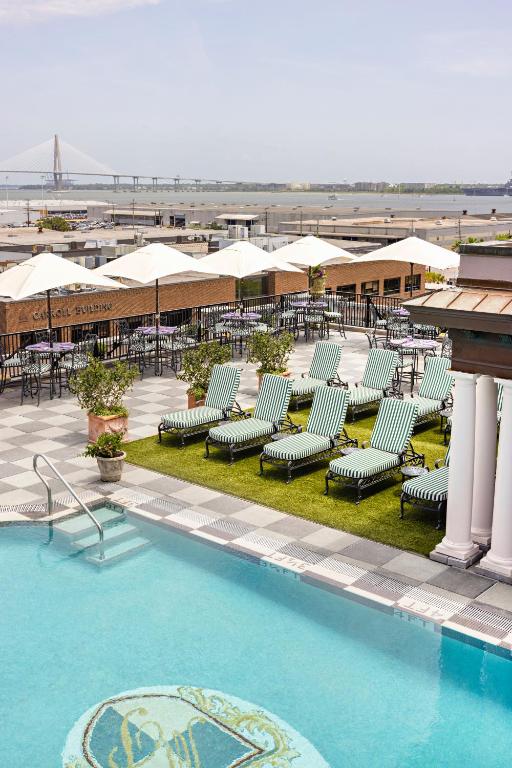 Market Pavilion Hotel - Image 4