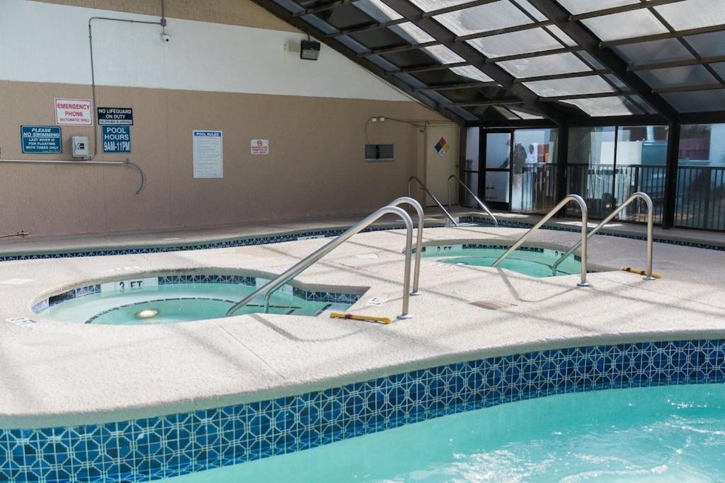 Compass Cove Resort, Unit 921, 3 Bedroom, 2 Bath, Direct Oceanfront