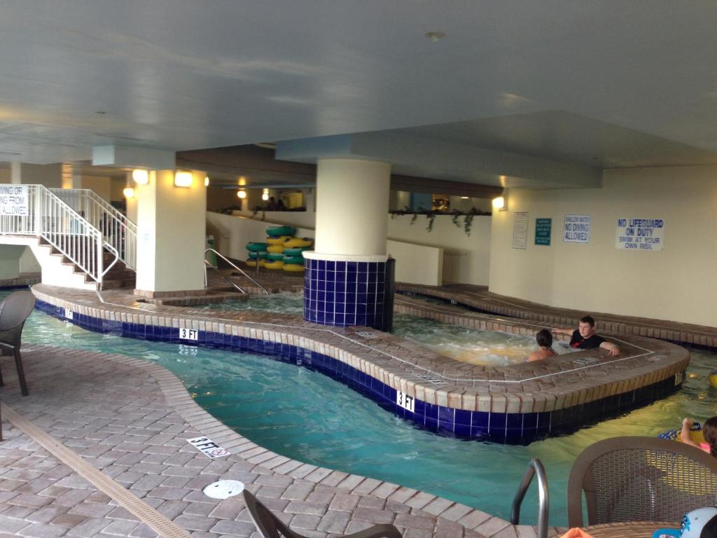 Hot Tub (Jacuzzi) - Photo 3