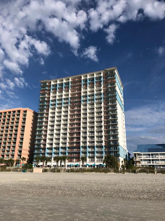 Paradise Resort - Image 7