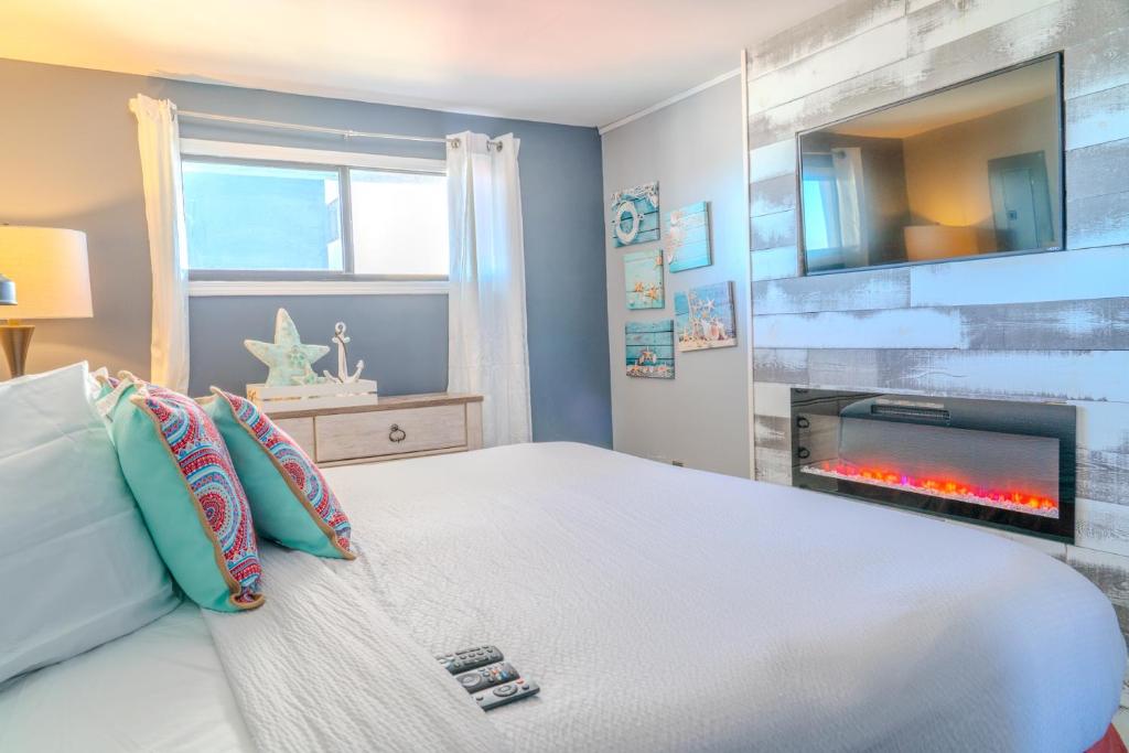 Ocean View Double Suite! Sleeps 4 Meridian Plaza 705 - Image 4