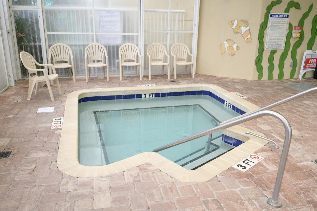 Oceanfront Condo with WaterPark Included in Price