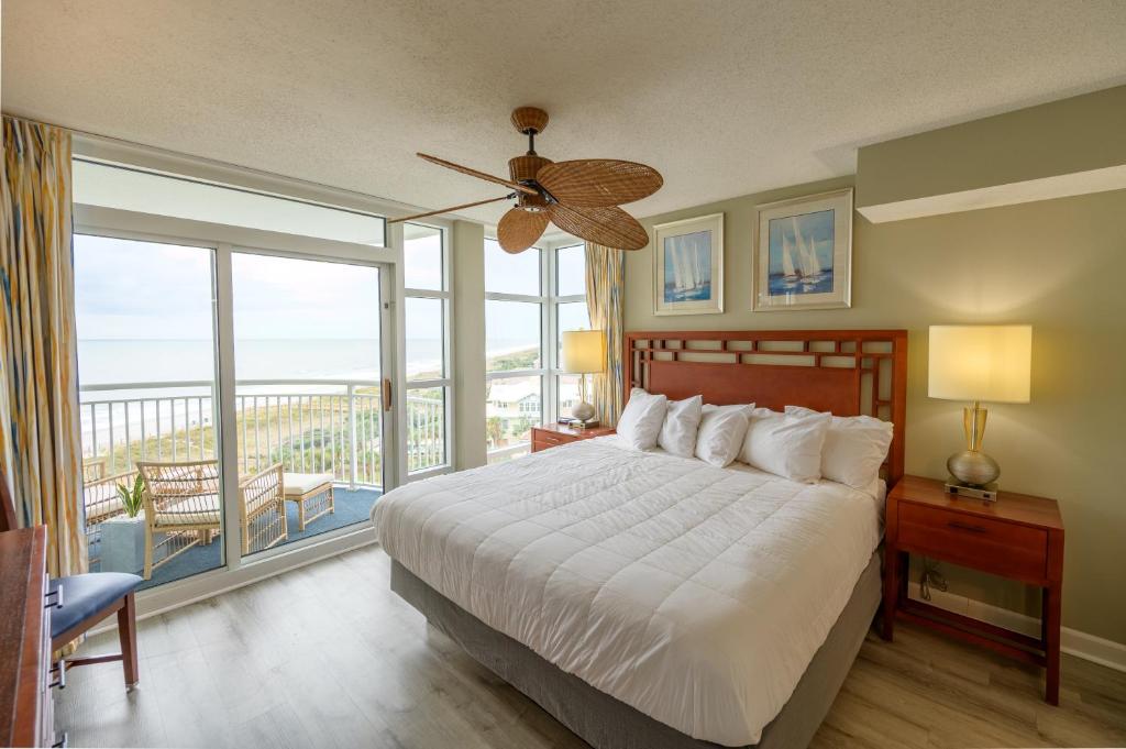 Oceanfront Condo with WaterPark Included in Price - Image 5