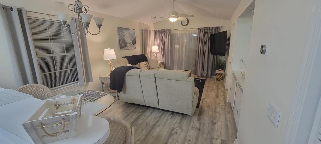 Myrtle Beach Waterway Getaway - Image 6