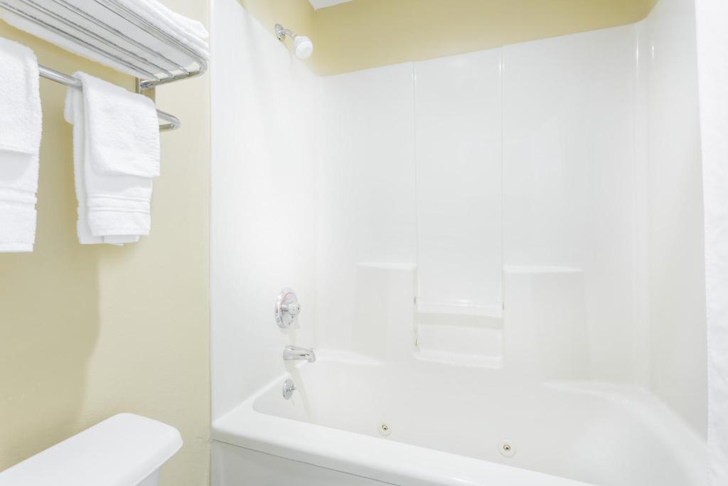 Days Inn by Wyndham Simpsonville