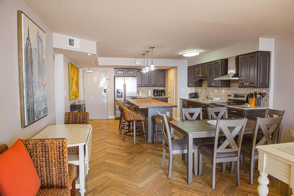 Regency Towers - Image 5