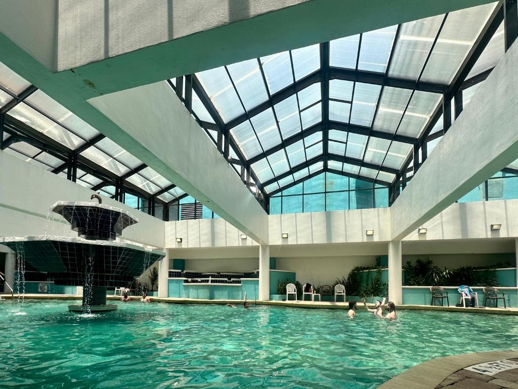 Landmark Resort-Updated Double Suite - Image 8