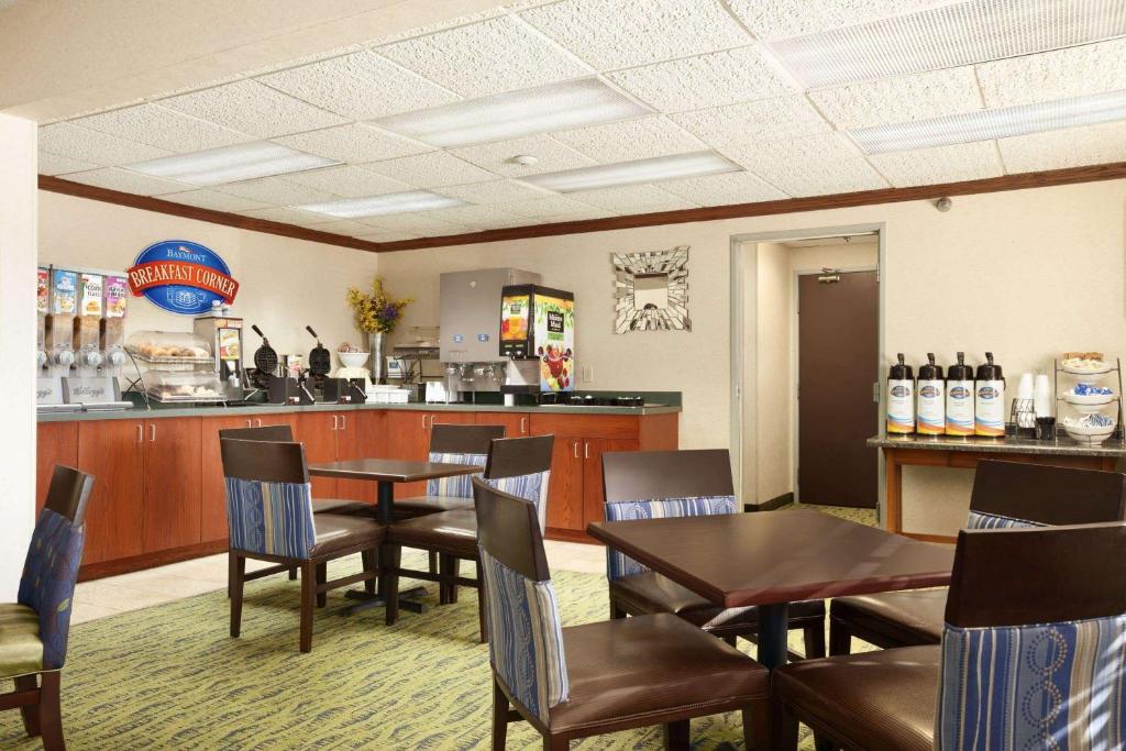Baymont by Wyndham Sioux Falls - Image 5