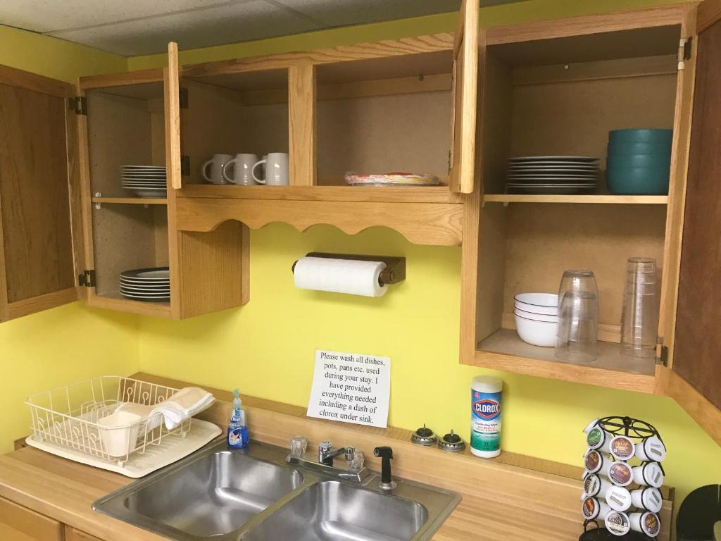 West Main Lodge, 2 Bedrooom - Image 8