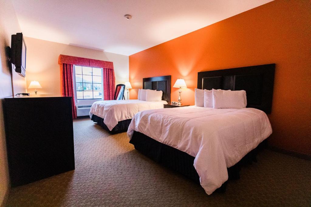 Grand Hotel - Image 8