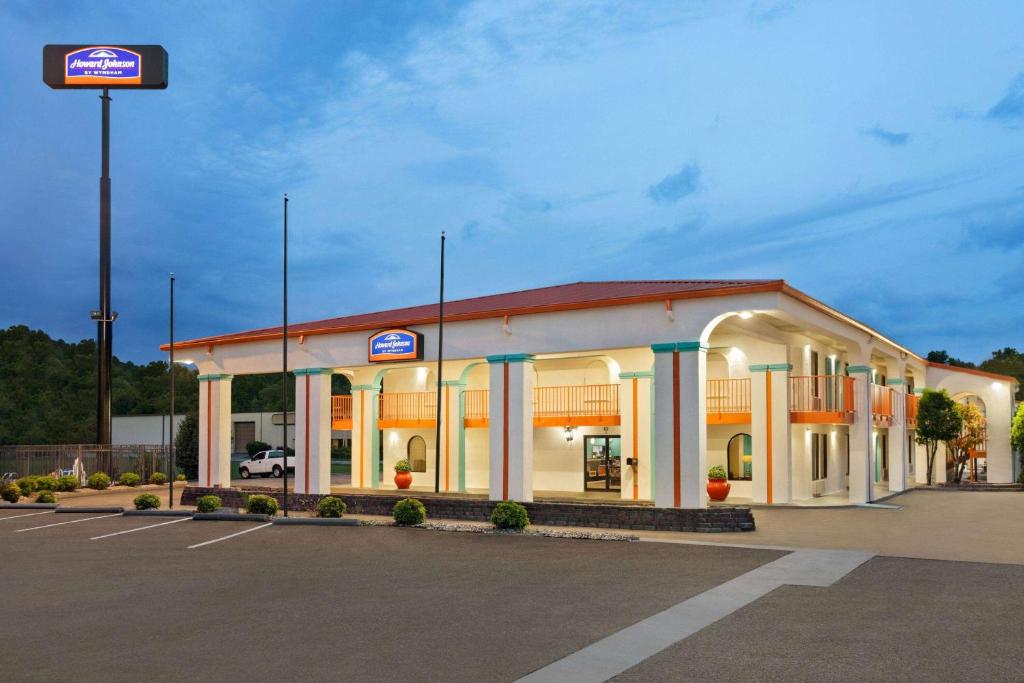 Howard Johnson by Wyndham Chattanooga Lookout Mountain I-24