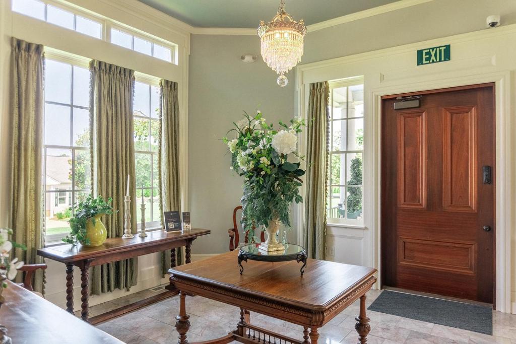 Belle Air Mansion and Inn - Image 6