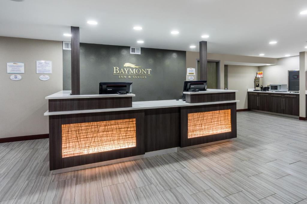 Baymont by Wyndham Clarksville - Image 5