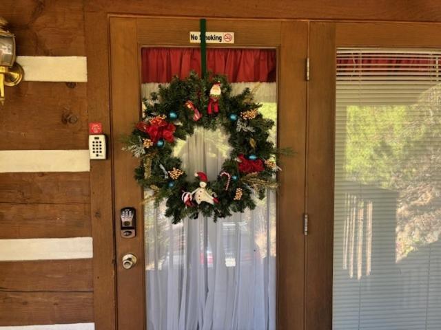 A Postcard View - Image 7