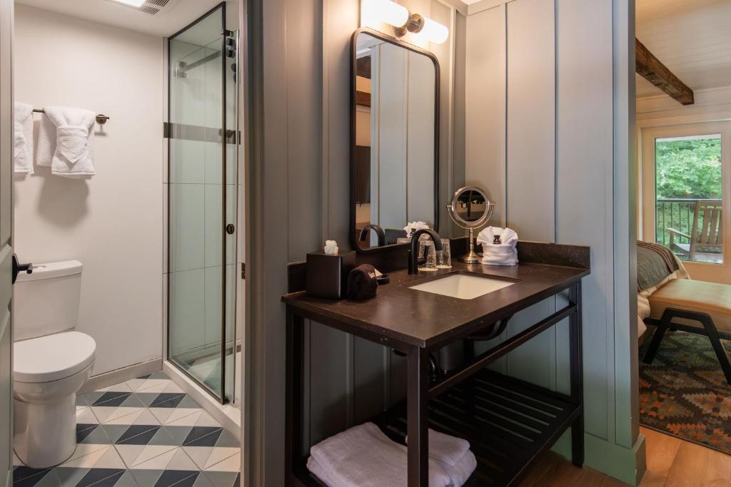 Historic Rocky Waters Inn, A Small Luxury Hotel - Image 8