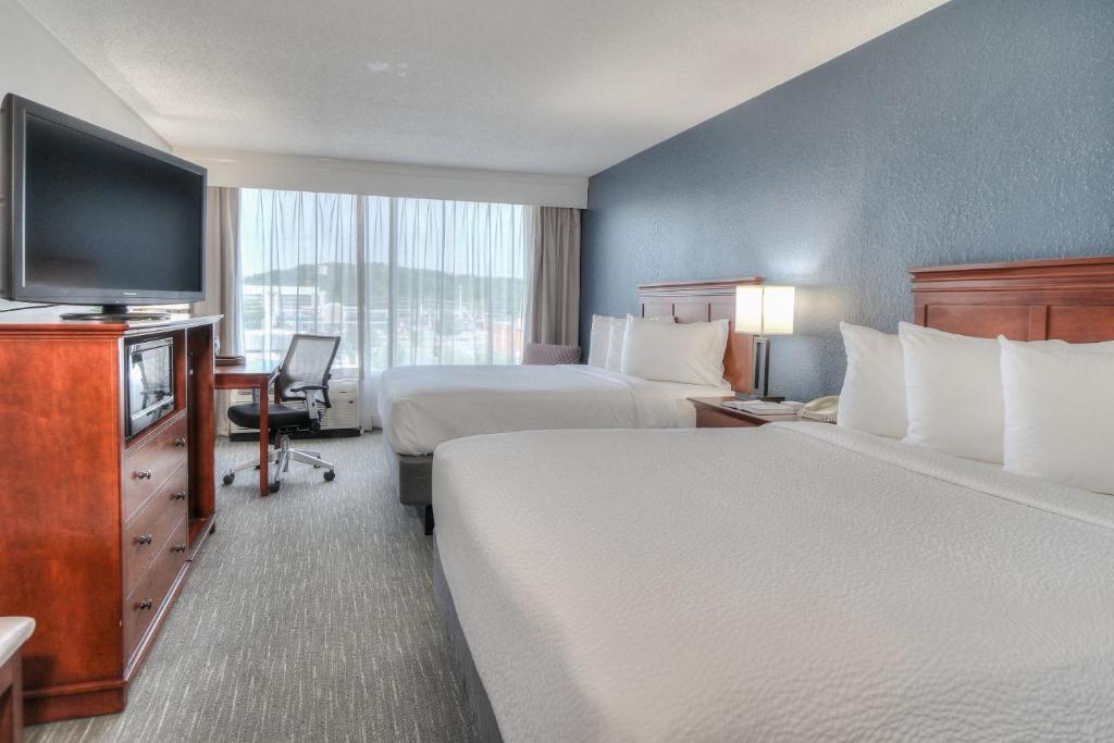 The Ramsey Hotel and Convention Center - Image 7