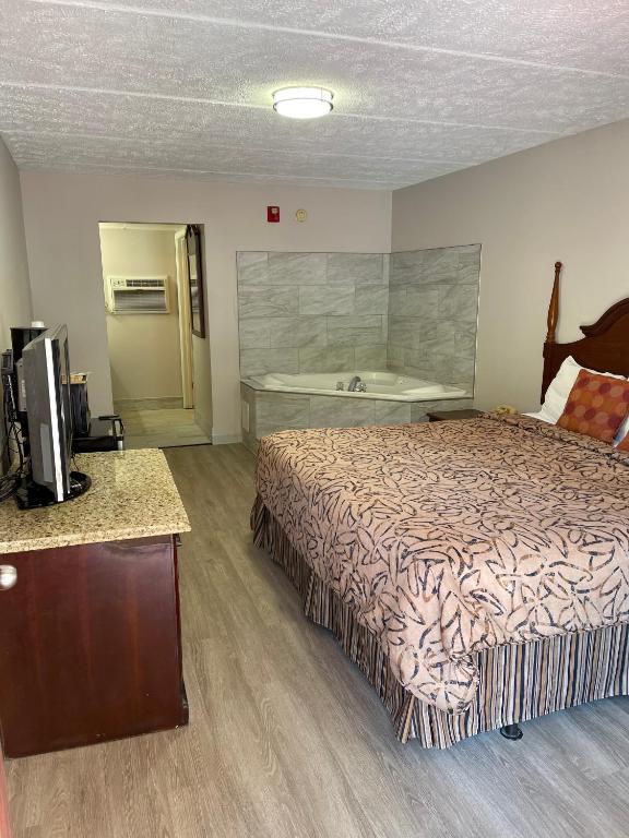 Hot Tub (Jacuzzi) - Photo 4