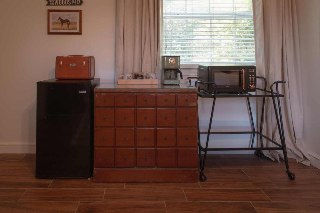 Cumberland Room on Lookout Mountain - Image 8