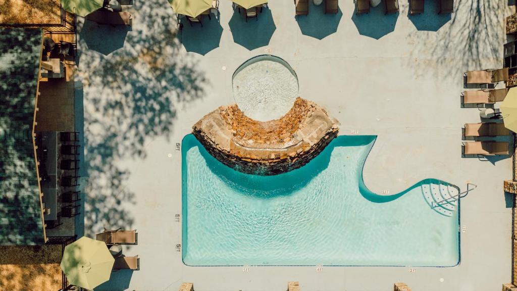 Tremont Lodge & Resort