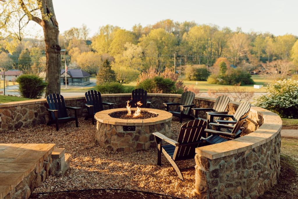 Tremont Lodge & Resort - Image 6