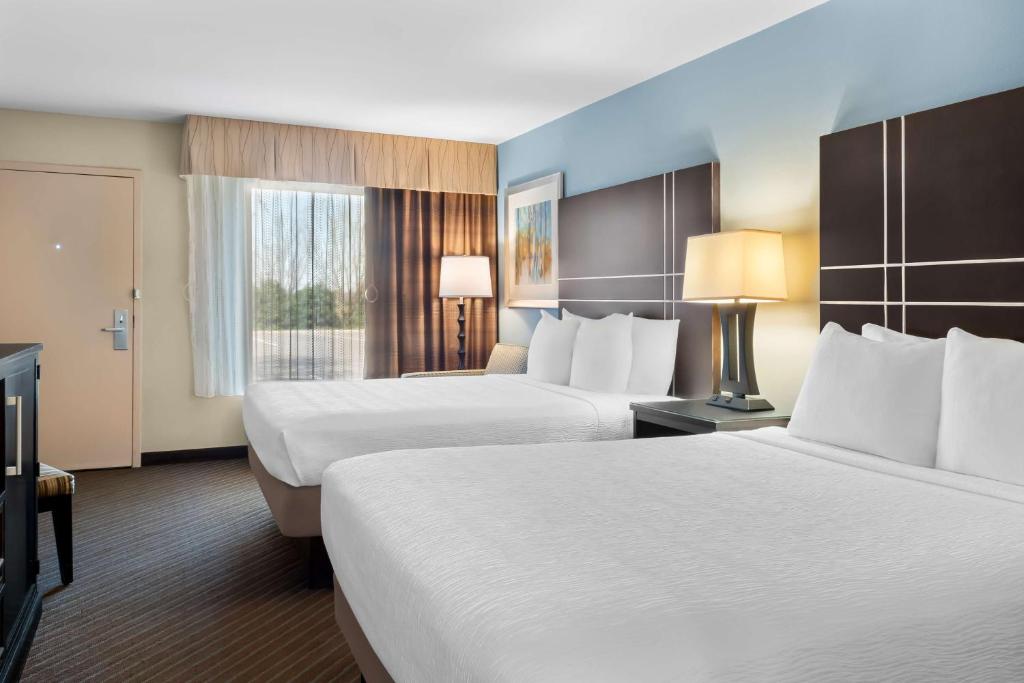 Best Western Newport Inn - Image 7