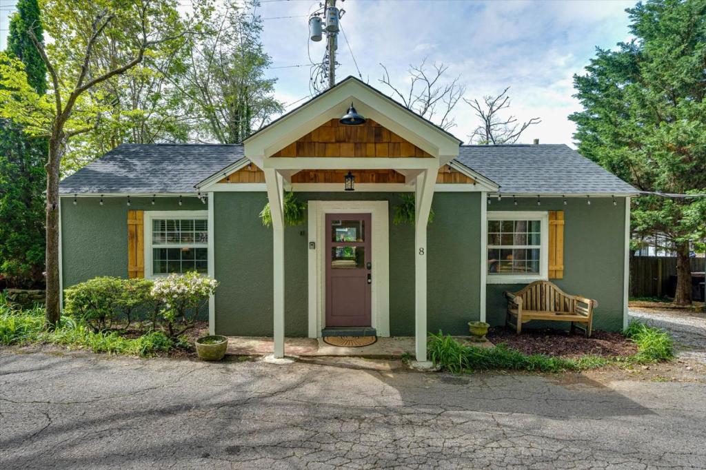 8- Desoto Cottage - Image 6