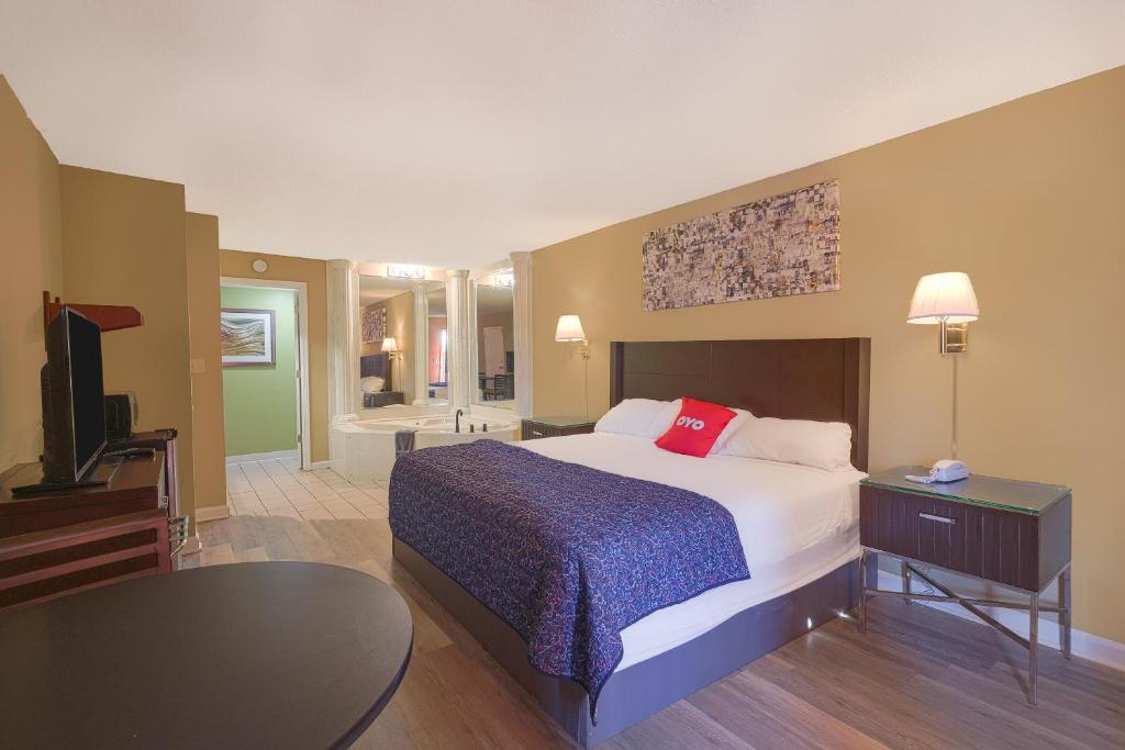 OYO Hotel Brownsville TN I-40