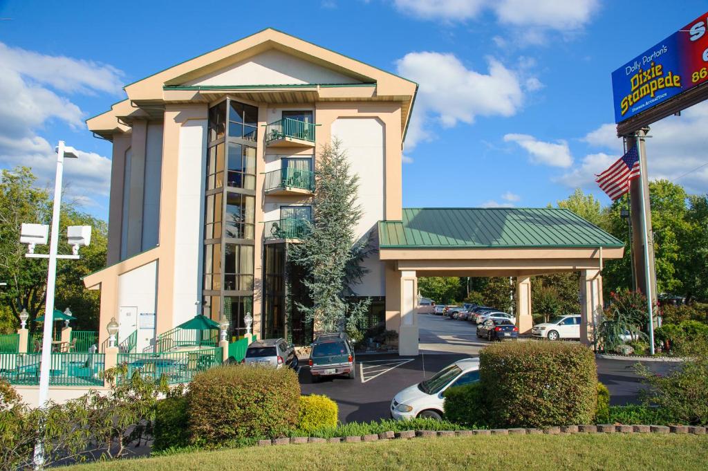 Pigeon River Inn - Image 8