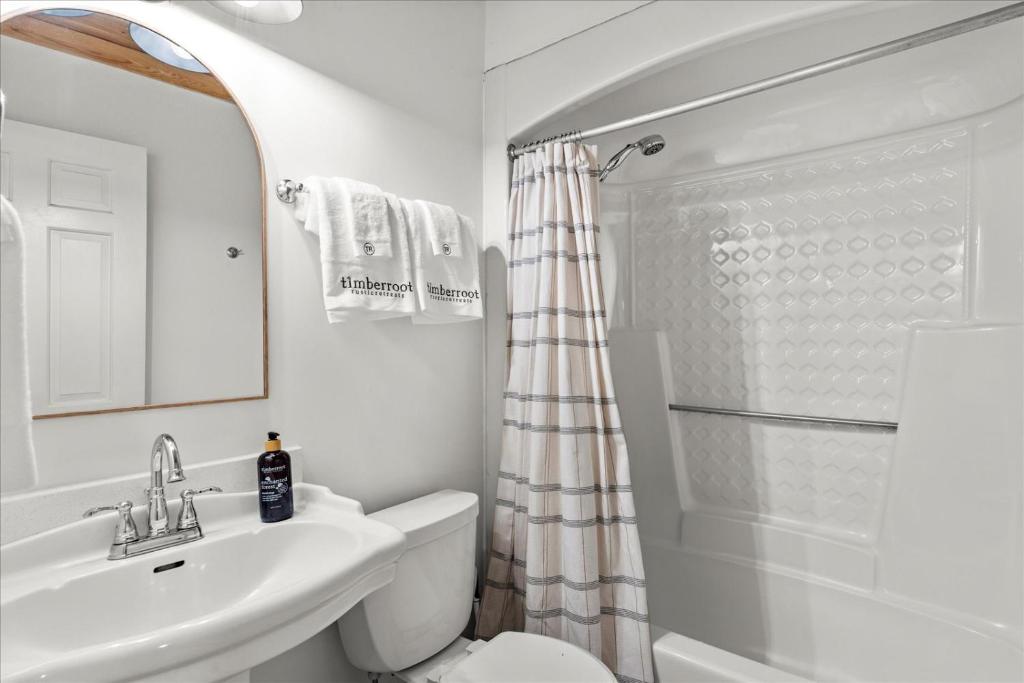 6- Moccasin Bend Cottage