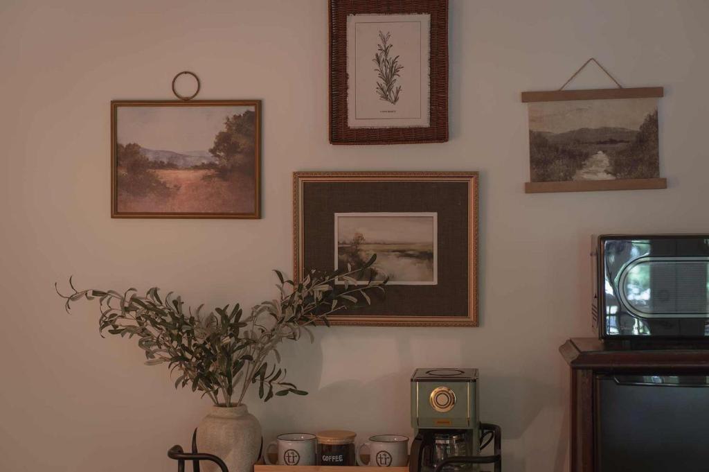 Wildwood Room on Lookout Mountain - Image 6