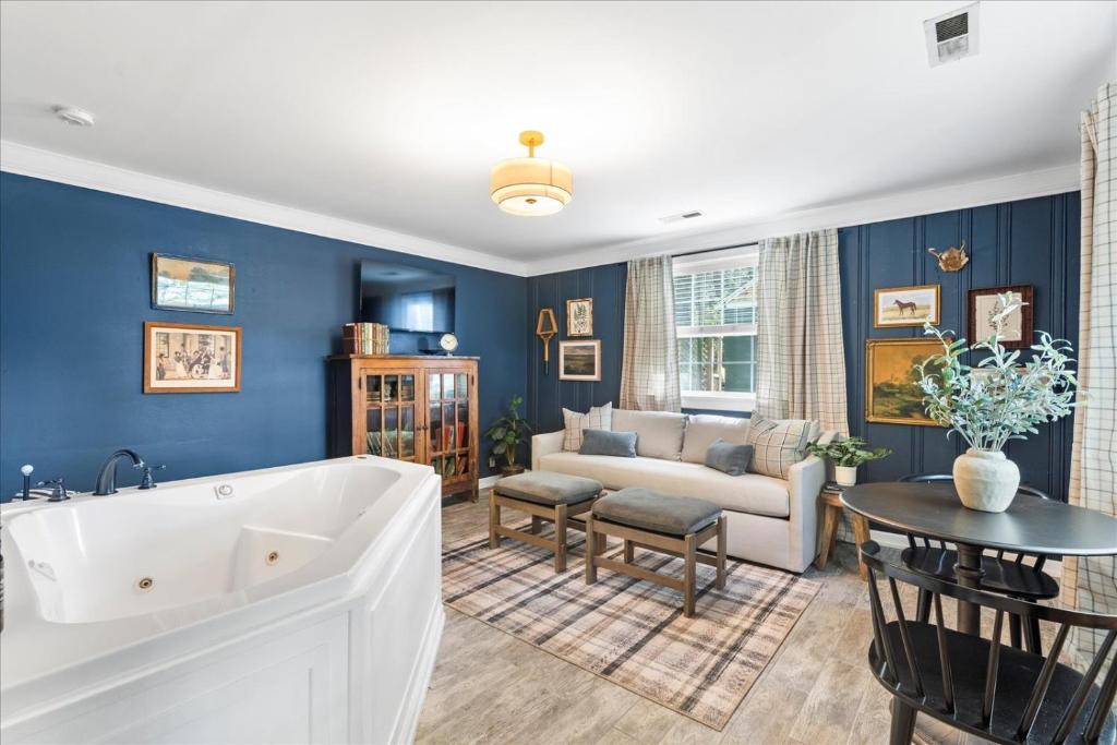 4- Sequatchie Cottage