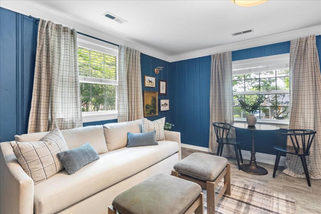 4- Sequatchie Cottage - Image 4