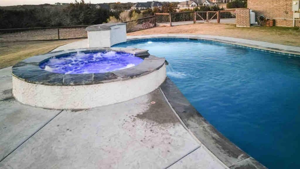 Luxe Retreat: Pool, Spa,Jacuzzi, EV Charger & more