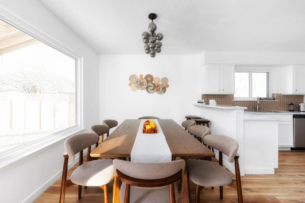 Pool HotTub FirePit BBQ Billiard PS4 Golf - Image 5