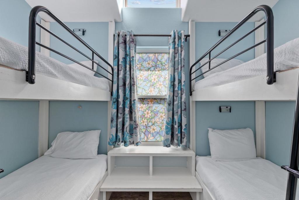 Long Island Village Texas - Image 8