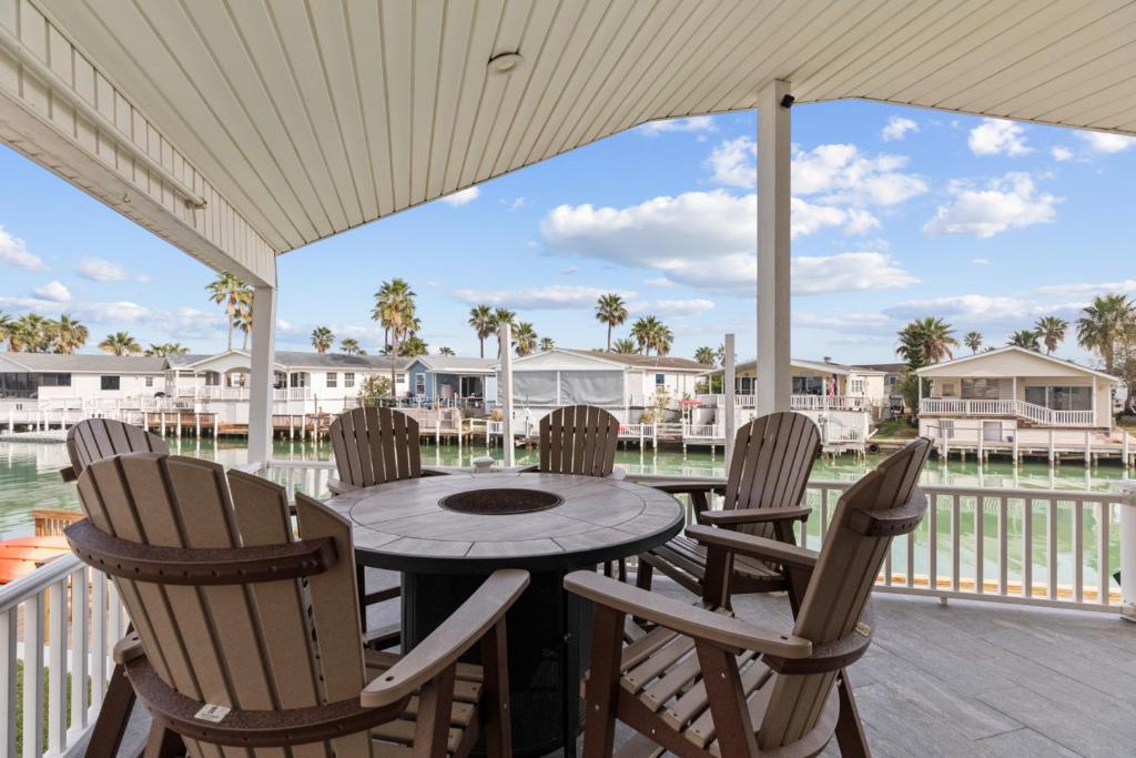 Long Island Village Texas - Image 7