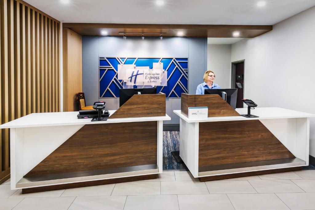 Holiday Inn Express Hotel & Suites Henderson - Traffic Star by IHG - Image 7