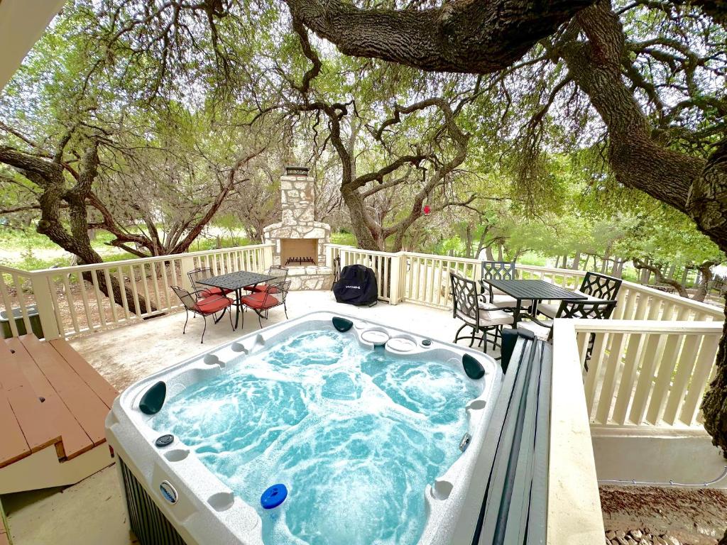 Sanctuary on the Frio