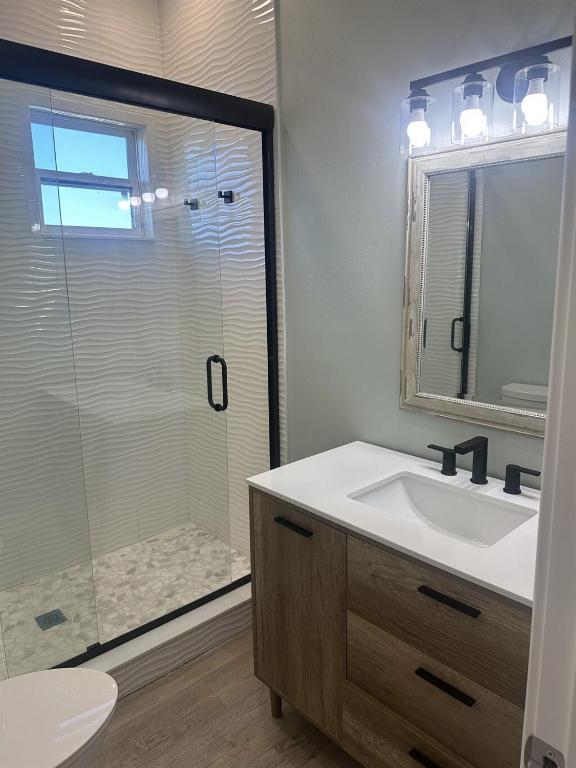 Top Deck Ocean View - 2 Br Ocean Views & Hot Tub - Image 8