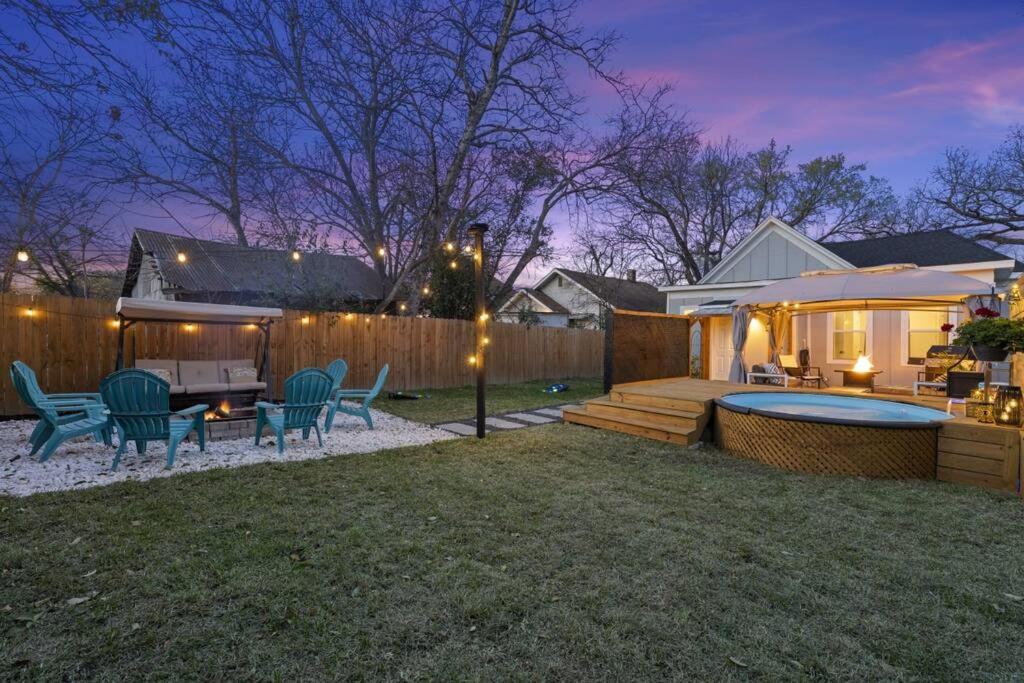 Hot Tub (Jacuzzi) - Photo 8