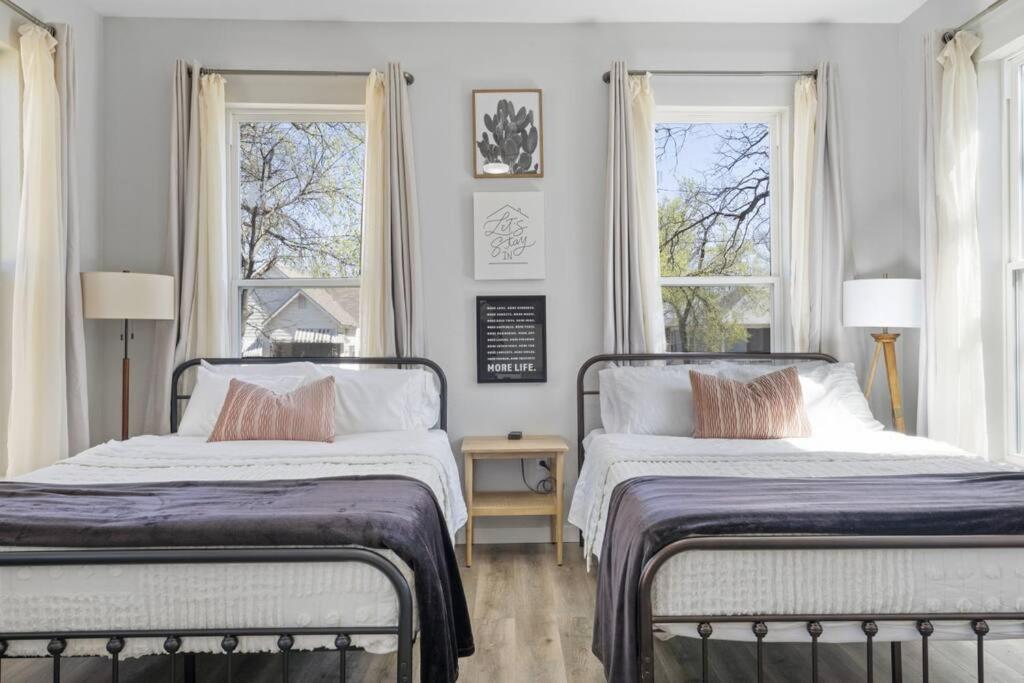 Cowboy Pool 2 mins 2 Silos & Cameron Park - Image 8