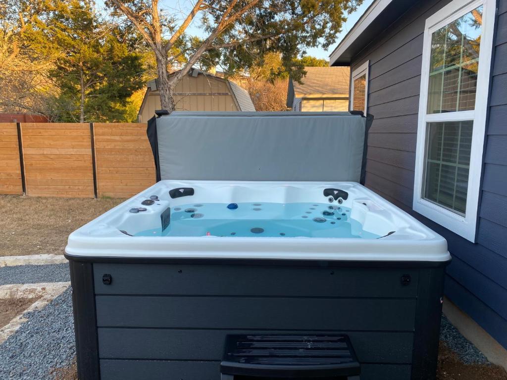 Hill Country Retreat