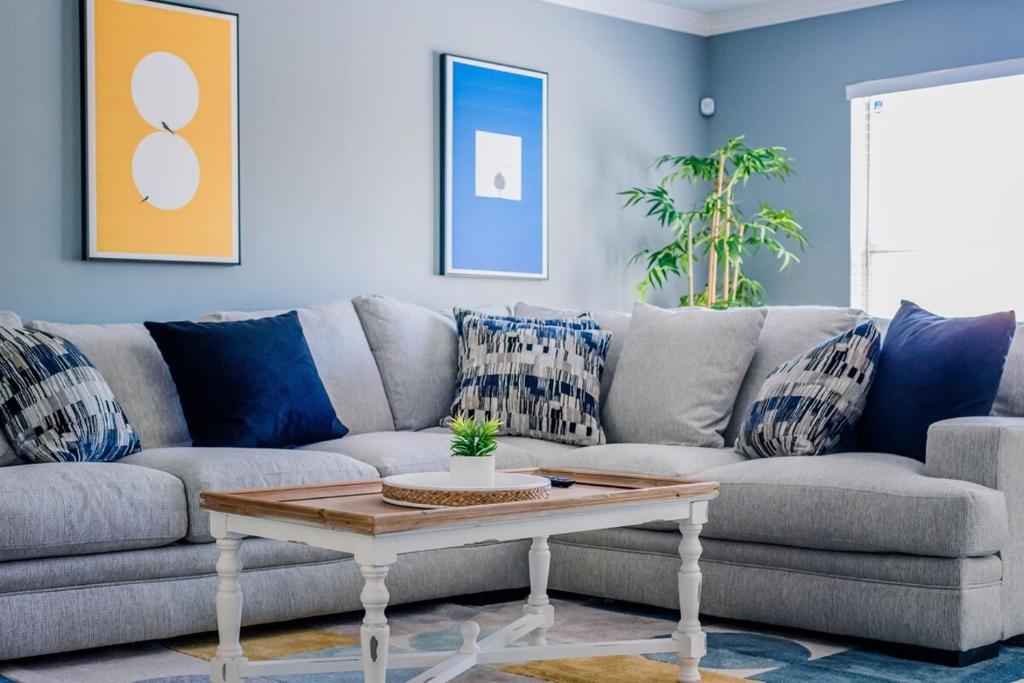 Gameroom, Bbq & Hot-tub By Lackland & Seaworld - Image 8