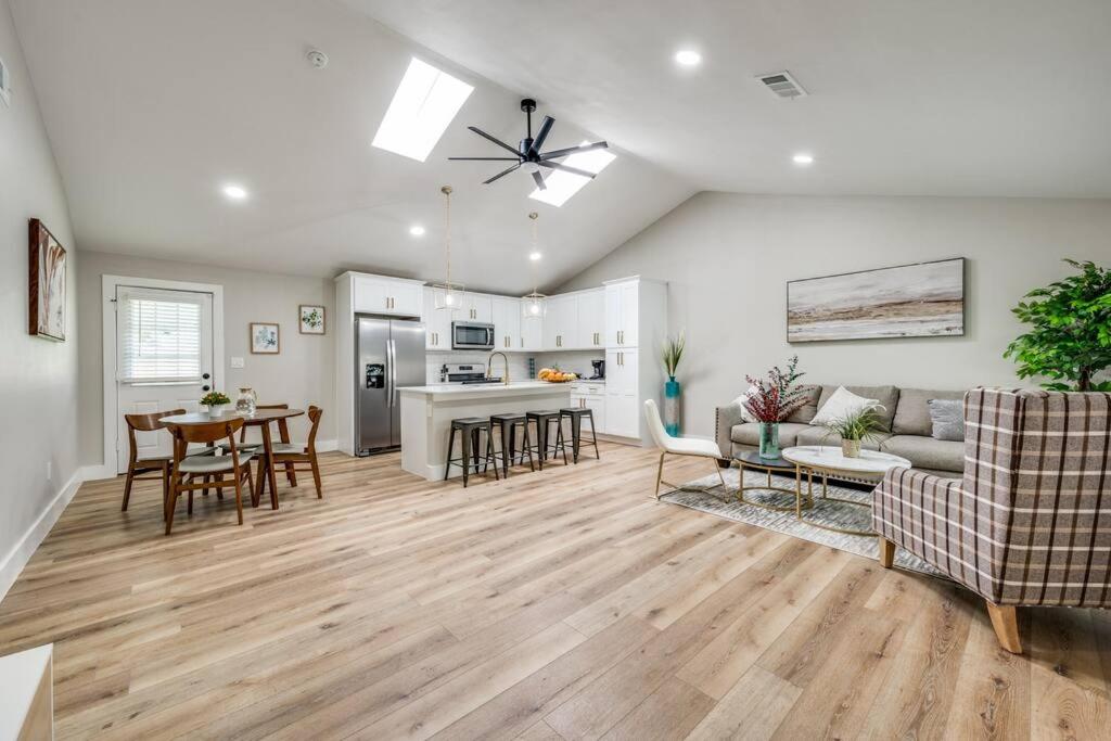 Spacious 4BR Home, Lux Hot Tub & Secure Gated Yard, Near Airport & Attractions - Image 4