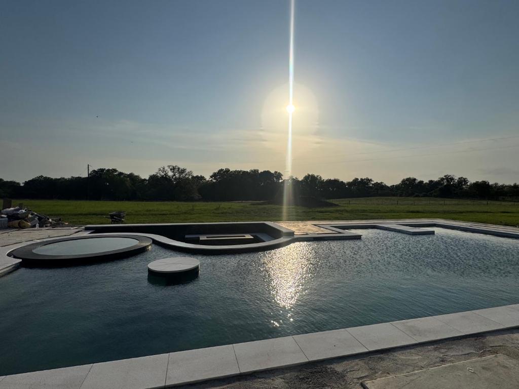 Hot Tub (Jacuzzi) - Photo 2