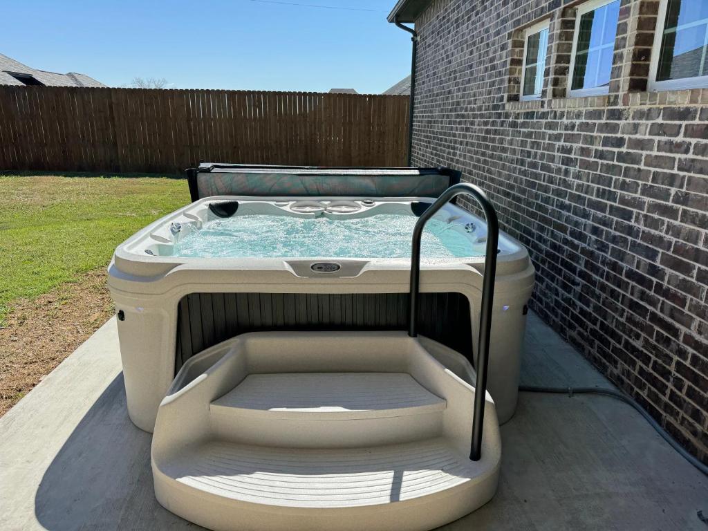 Lakeview Oasis Home with Spa