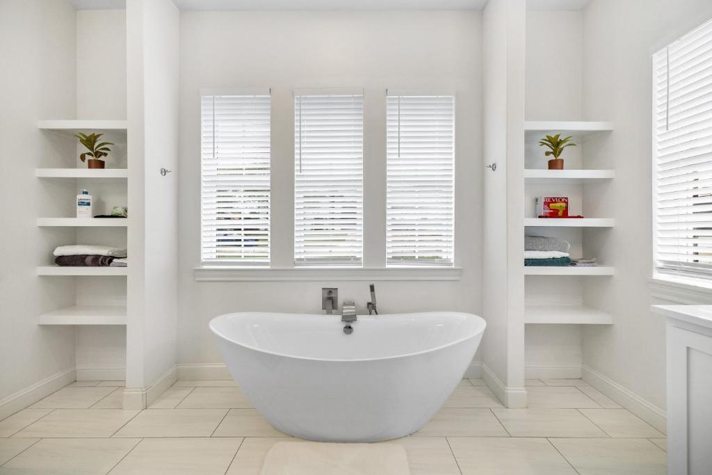 Hot Tub (Jacuzzi) - Photo 4