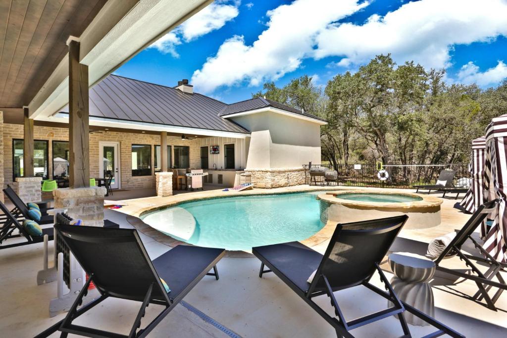 Hot Tub (Jacuzzi) - Photo 6